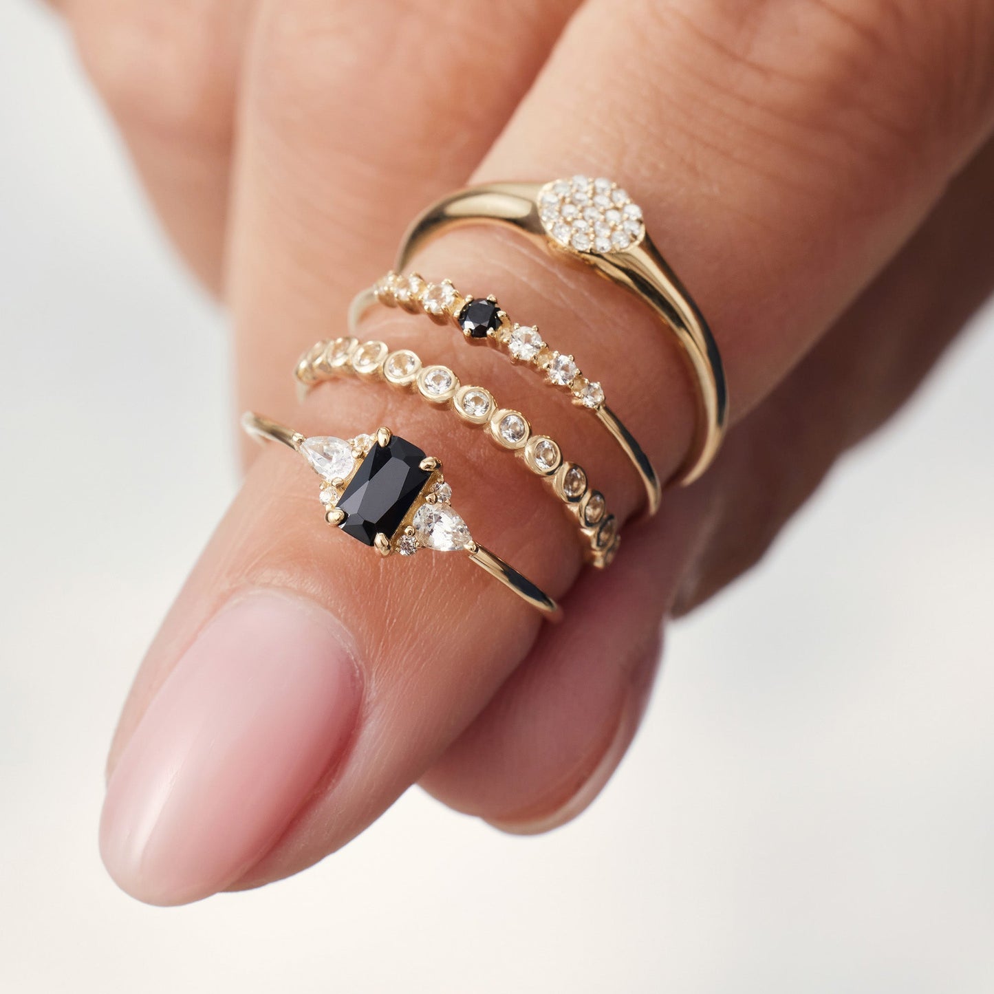 Ring met diamant, parel en bubbels