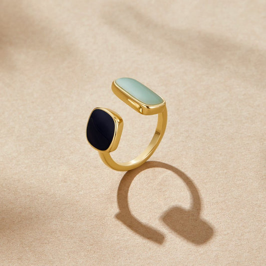Ring met turkoois in beugels