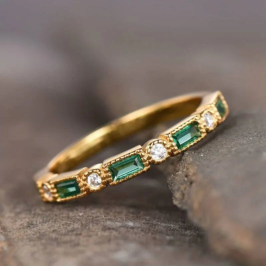 Vintage gouden ring met groene zircon